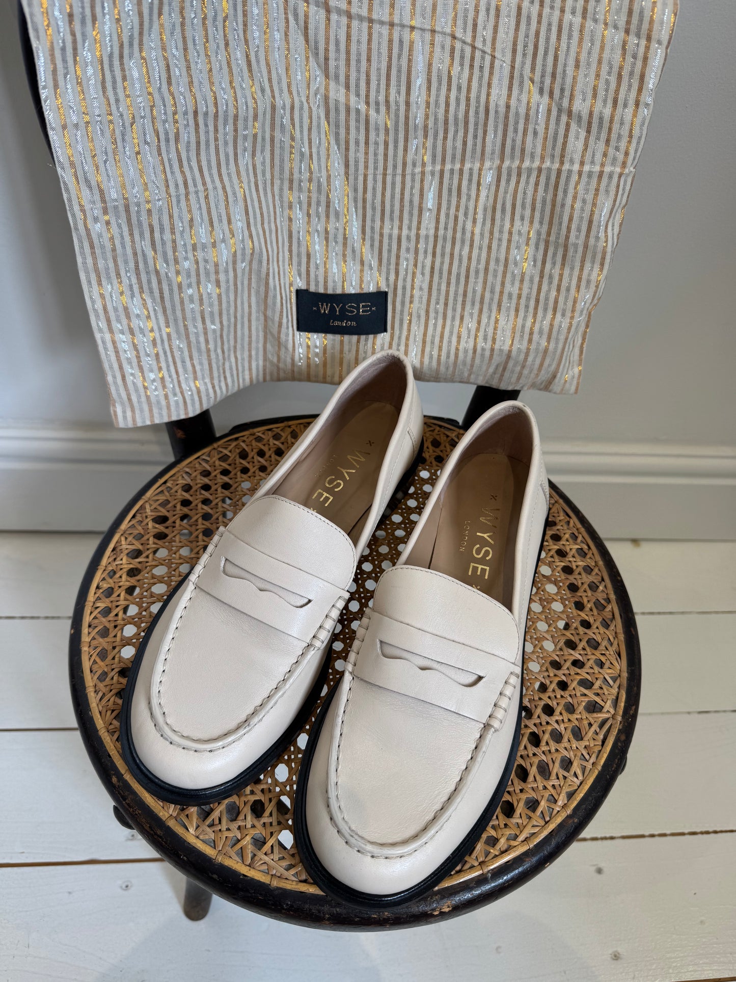 WYSE London Camilla leather loafer