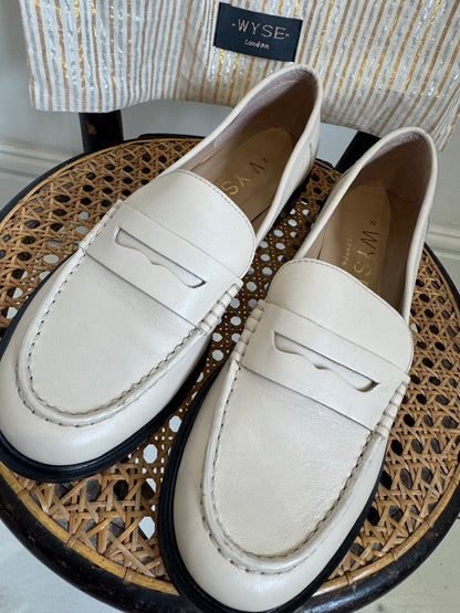 ecru WYSE London Camilla leather loafer for women