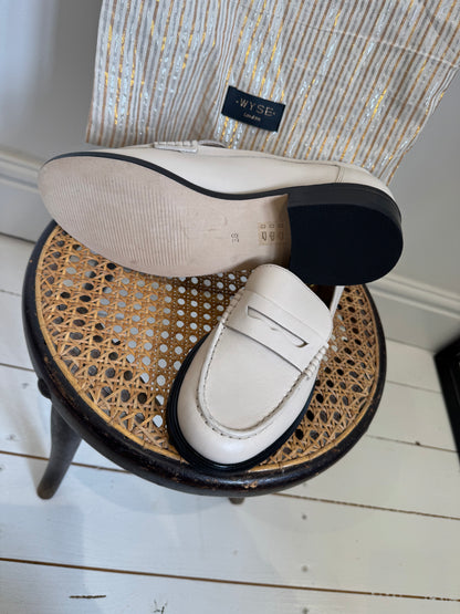 WYSE London Camilla leather loafer