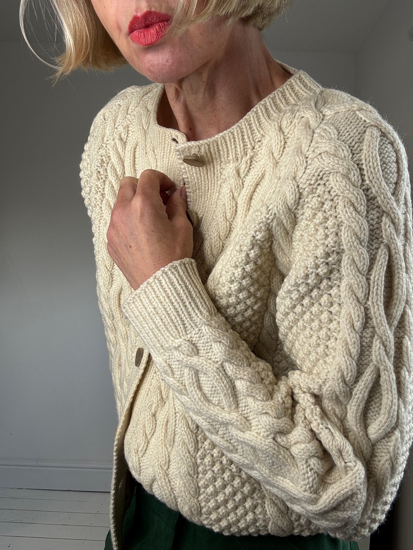 VINTAGE cable cardigan