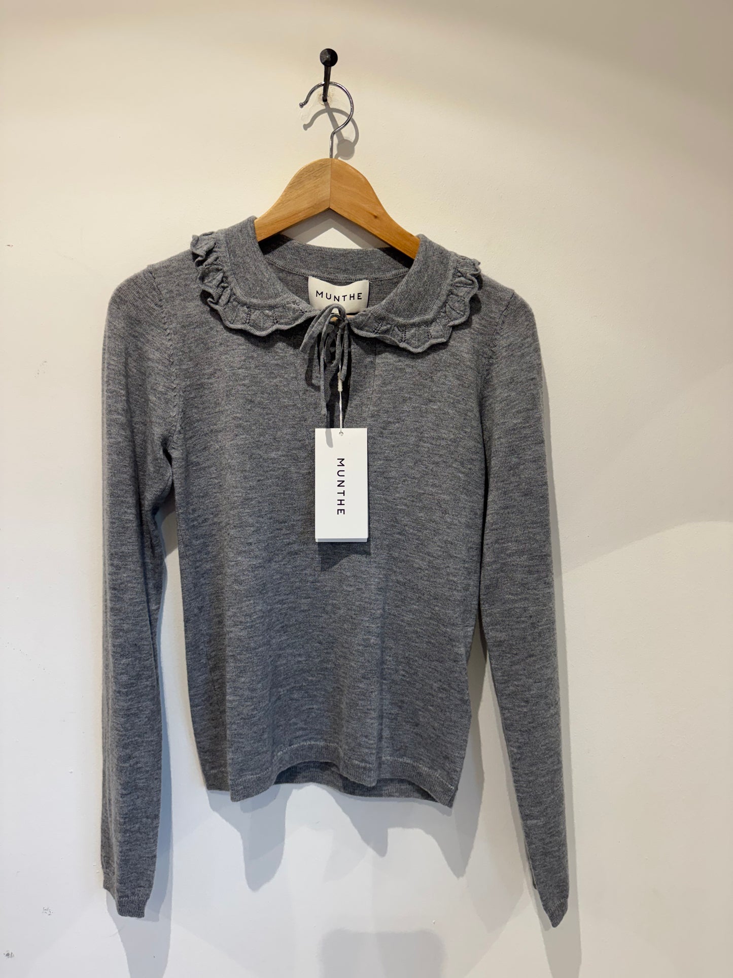 MUNTHE New collar knit