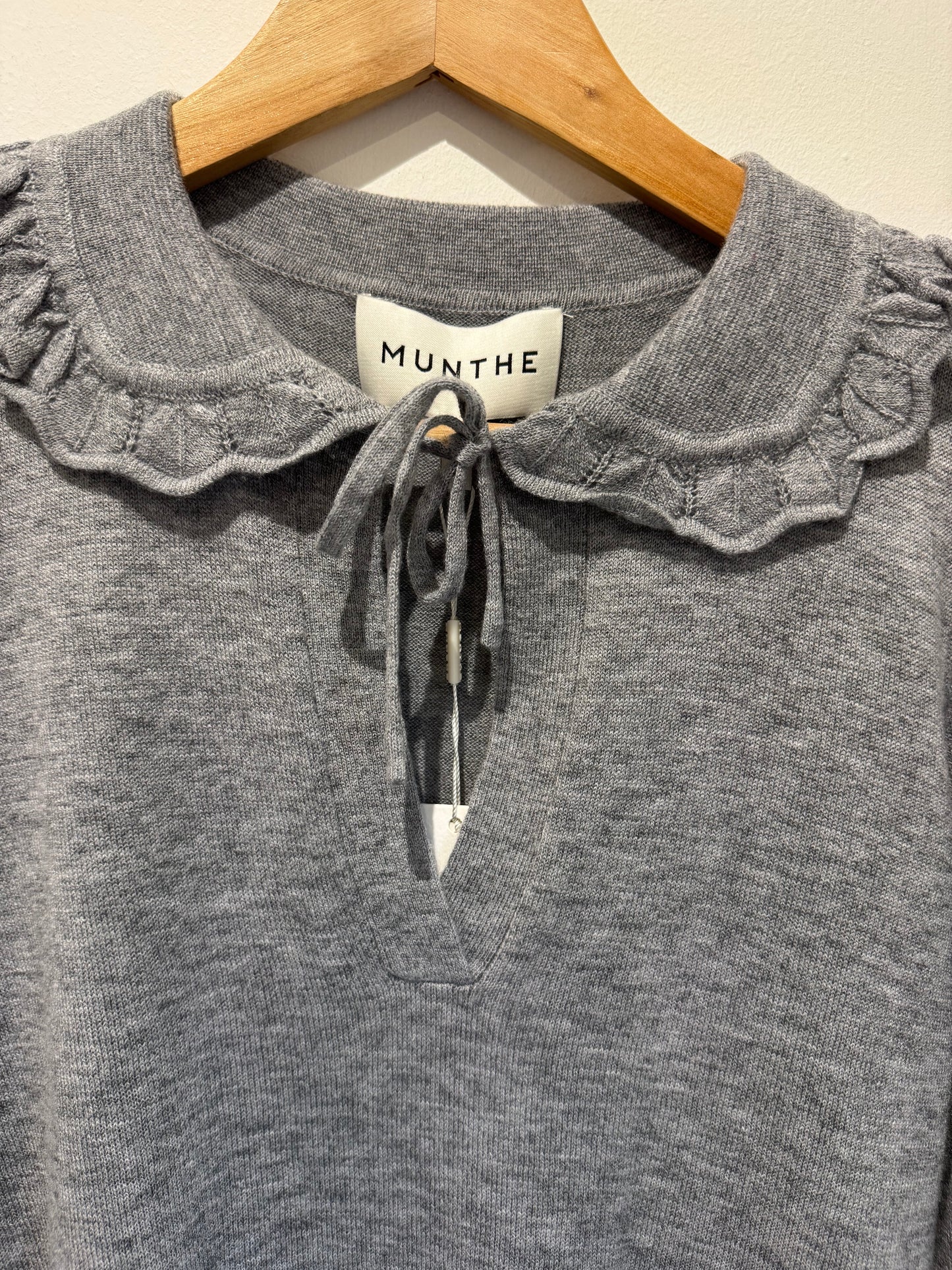MUNTHE New collar knit