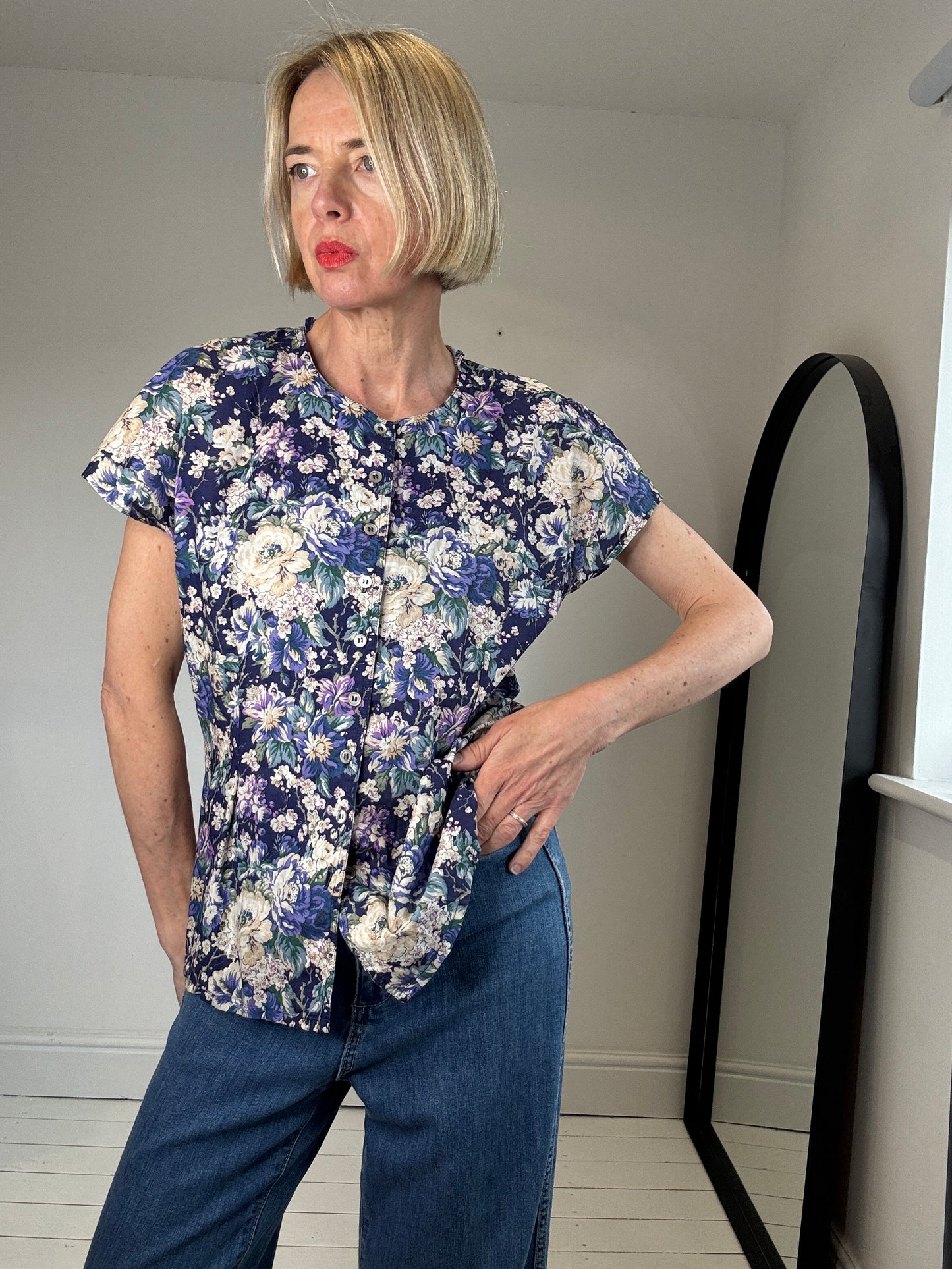 VINTAGE floral blouse