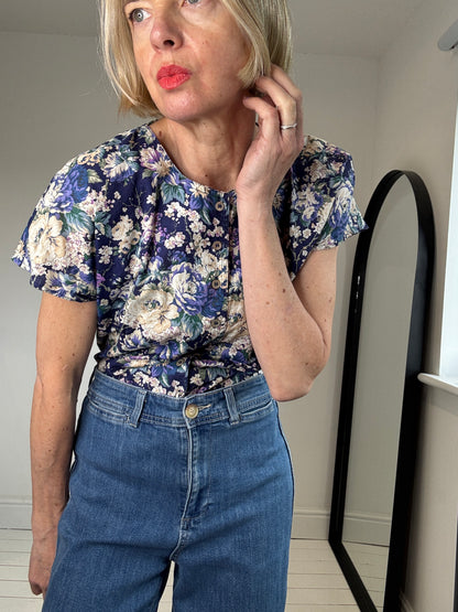 VINTAGE floral blouse
