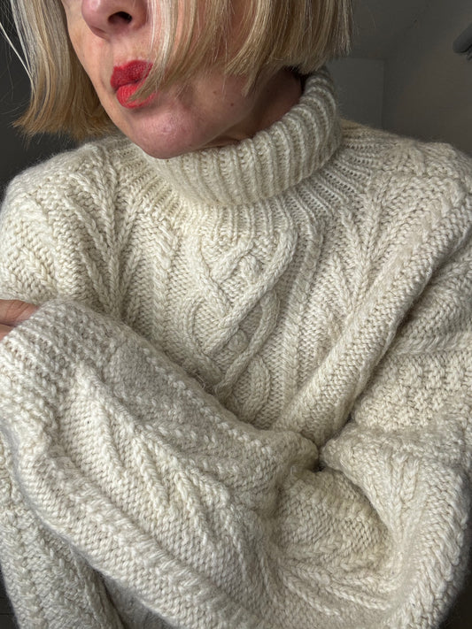 Cable knit jumper