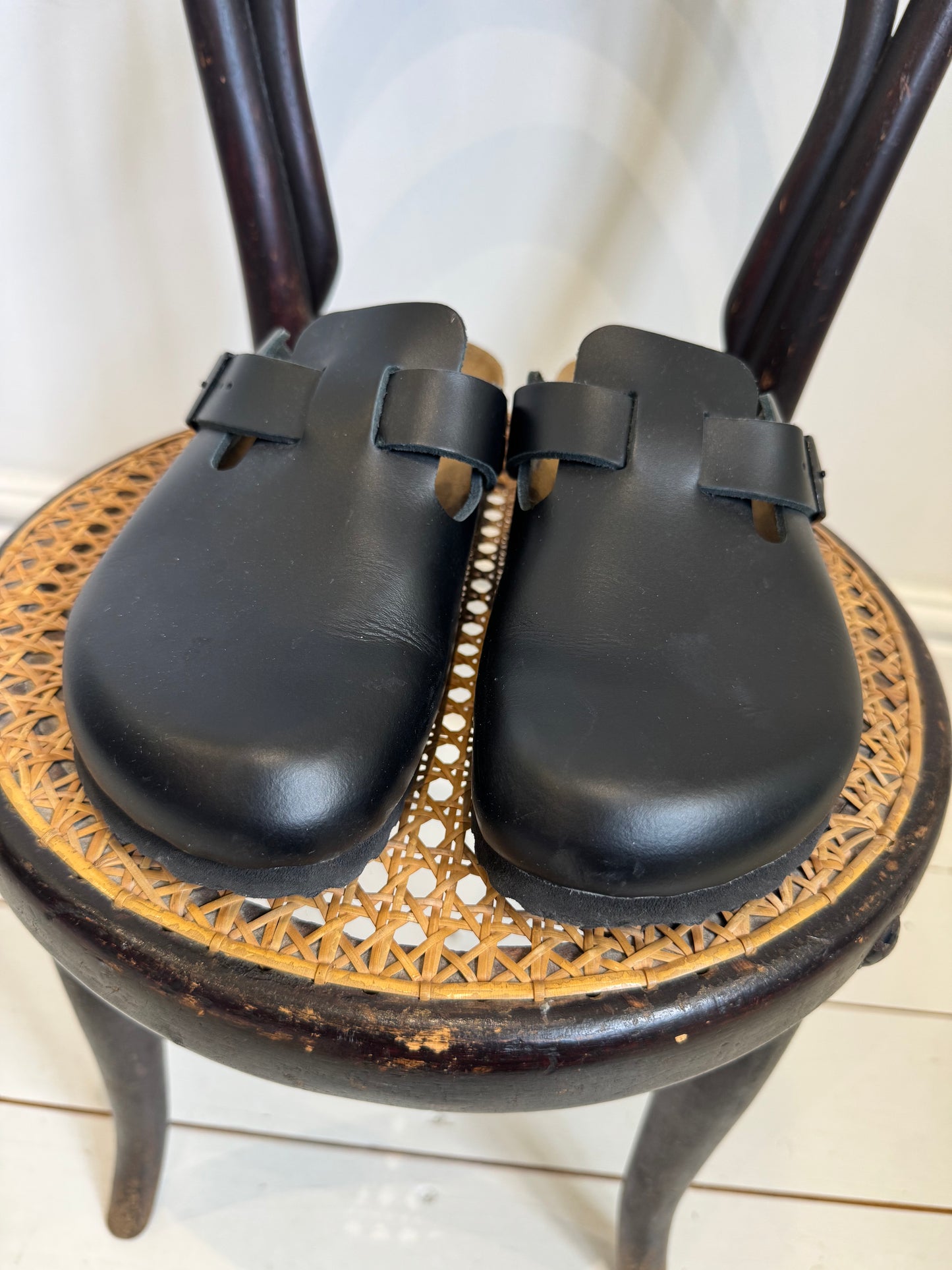 BIRKENSTOCK Boston mules