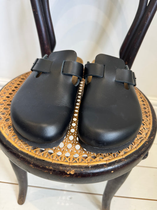 BIRKENSTOCK Boston mules