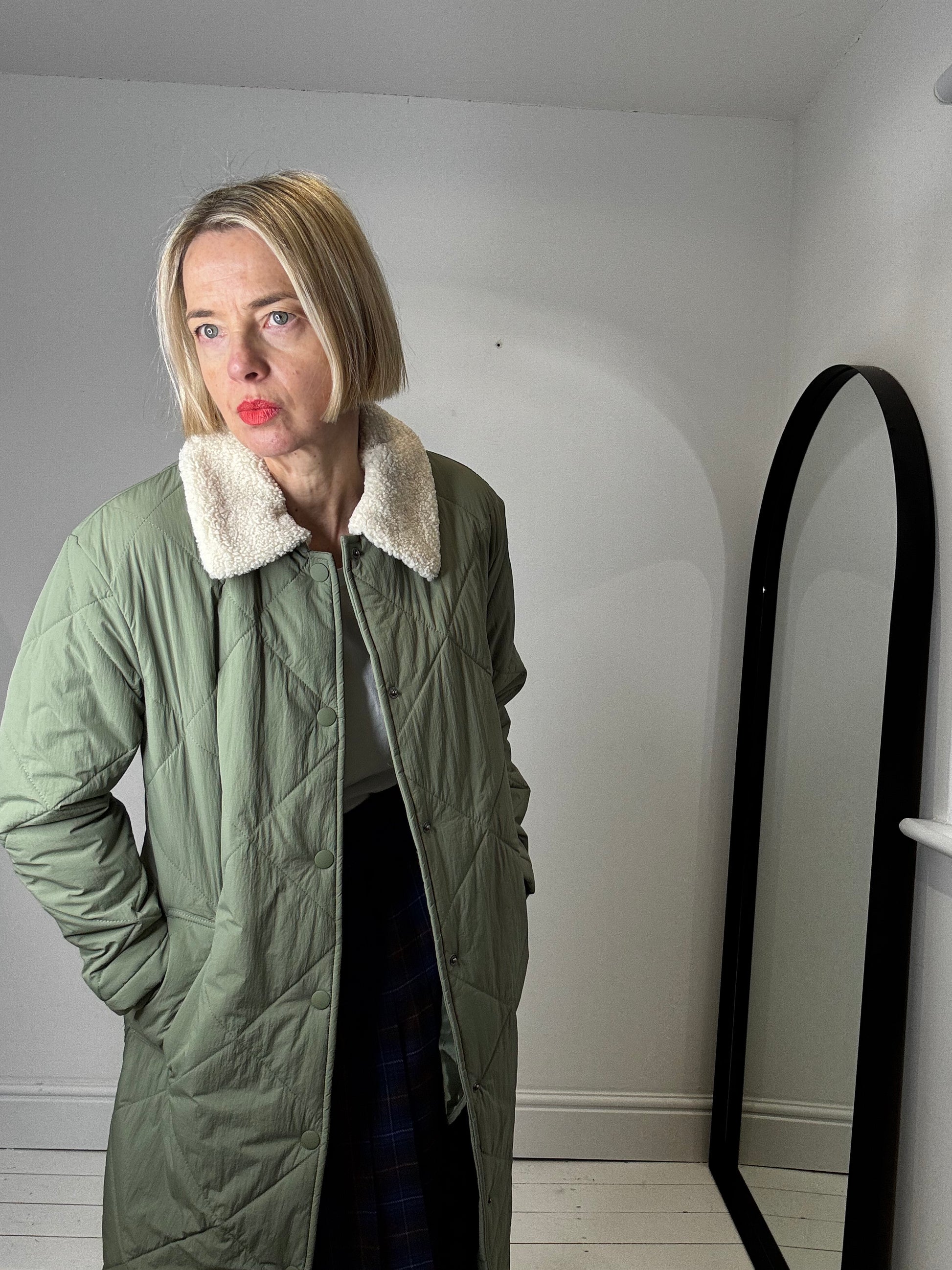 quilted liner jacket coat khaki borg collar women's preloved outerwear