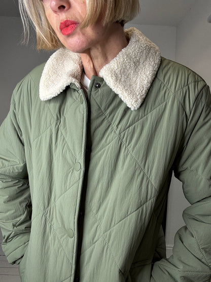 Borg collar quilted coat