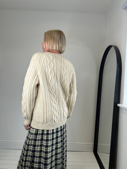 V'neck Arran jumper