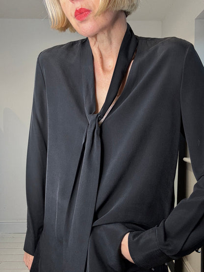 Tie neck silk blouse