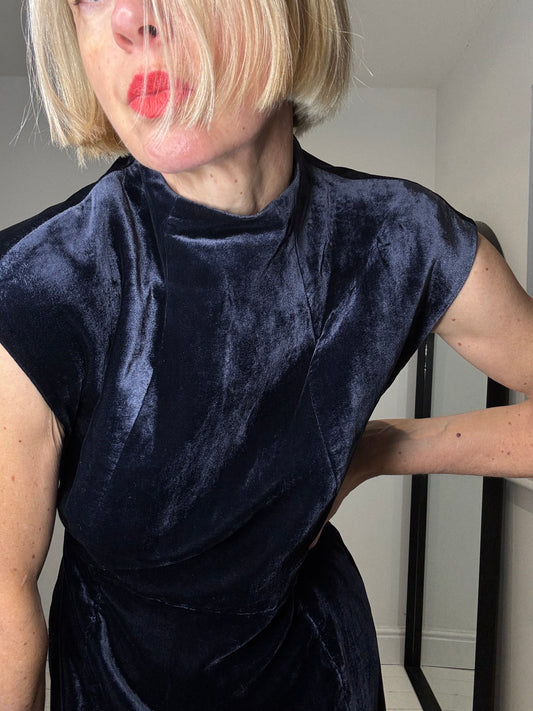 CEFINN velvet asymmetric hem dress