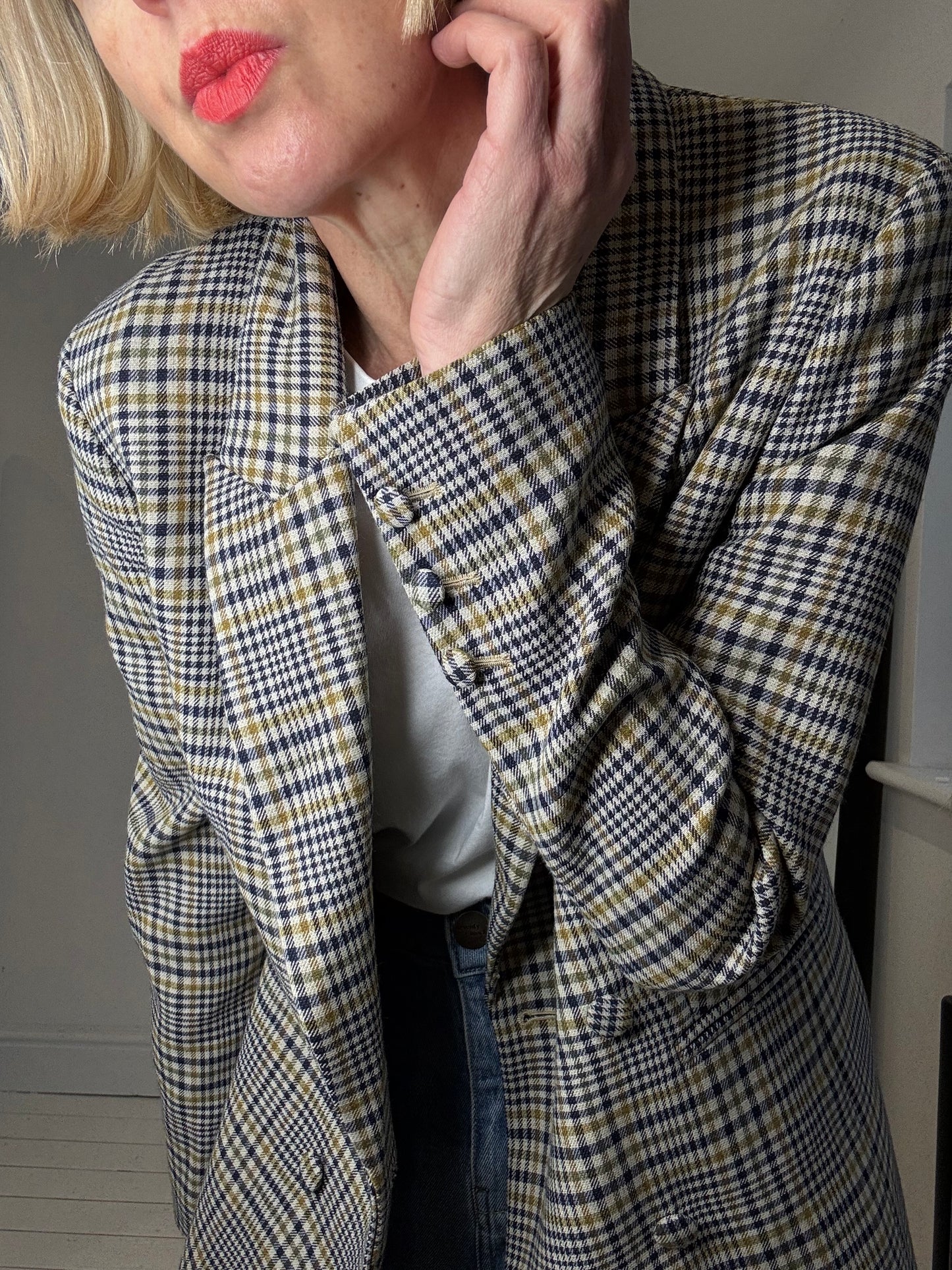 &OTHERSTORIES check db blazer