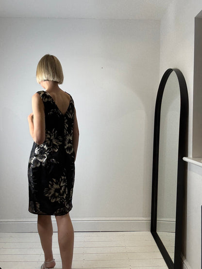 Jacquard v neck pencil dress