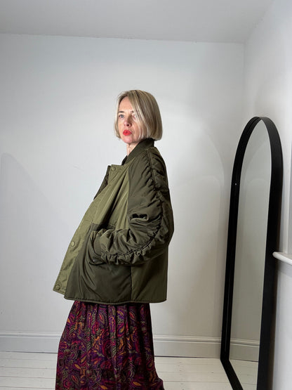 Wadded ruched sleeve jacket