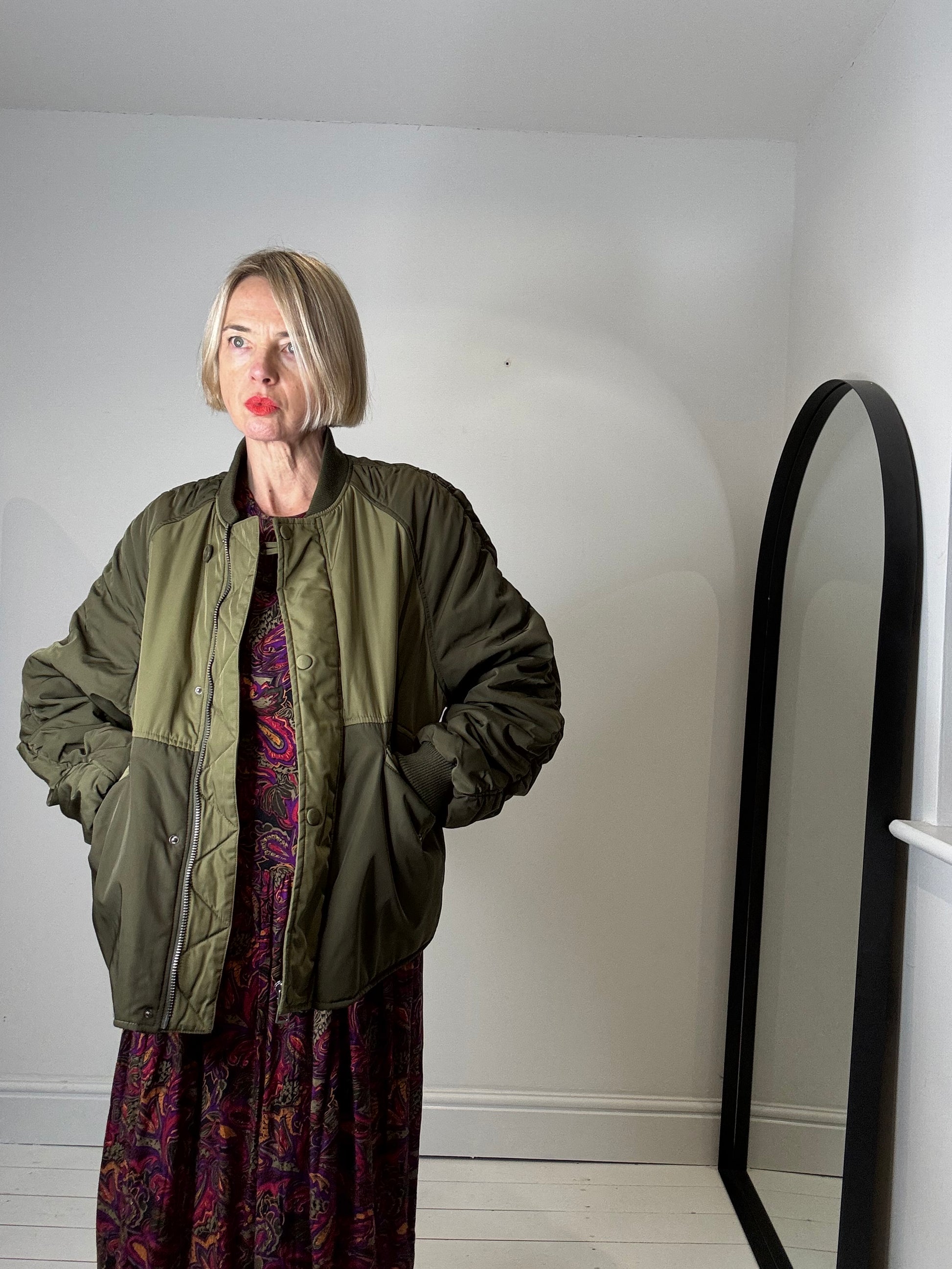 preloved Wadded ruched sleeve jacket for women