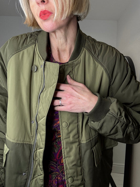 Wadded ruched sleeve jacket