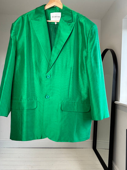 MUNTHE 100% silk suit