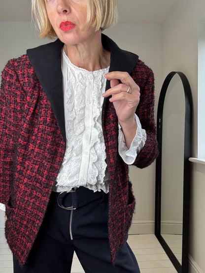 VINTAGE tweedy boucle jacket with contrast collar