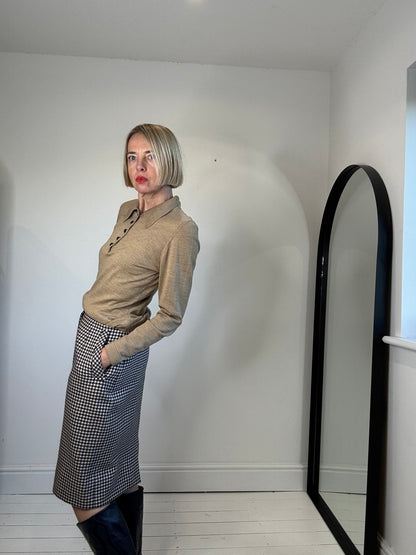 VINTAGE dogtooth knee length pencil skirt