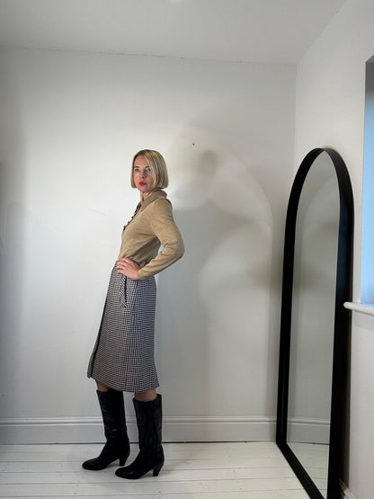 VINTAGE dogtooth knee length pencil skirt