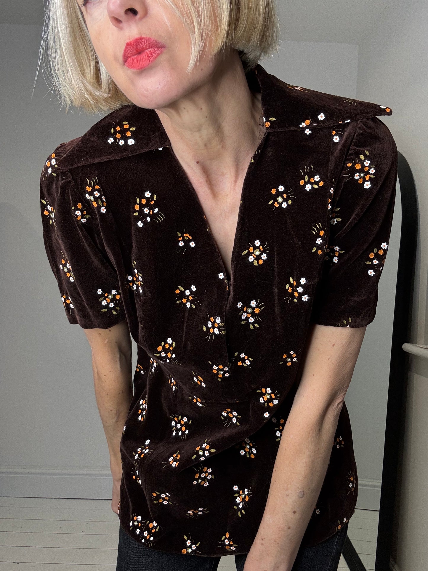 VINTAGE velvet print top